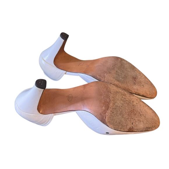 Vintage Celine Paris Size 8 White Pumps with Blue Polka Dots - Picture 8 of 8